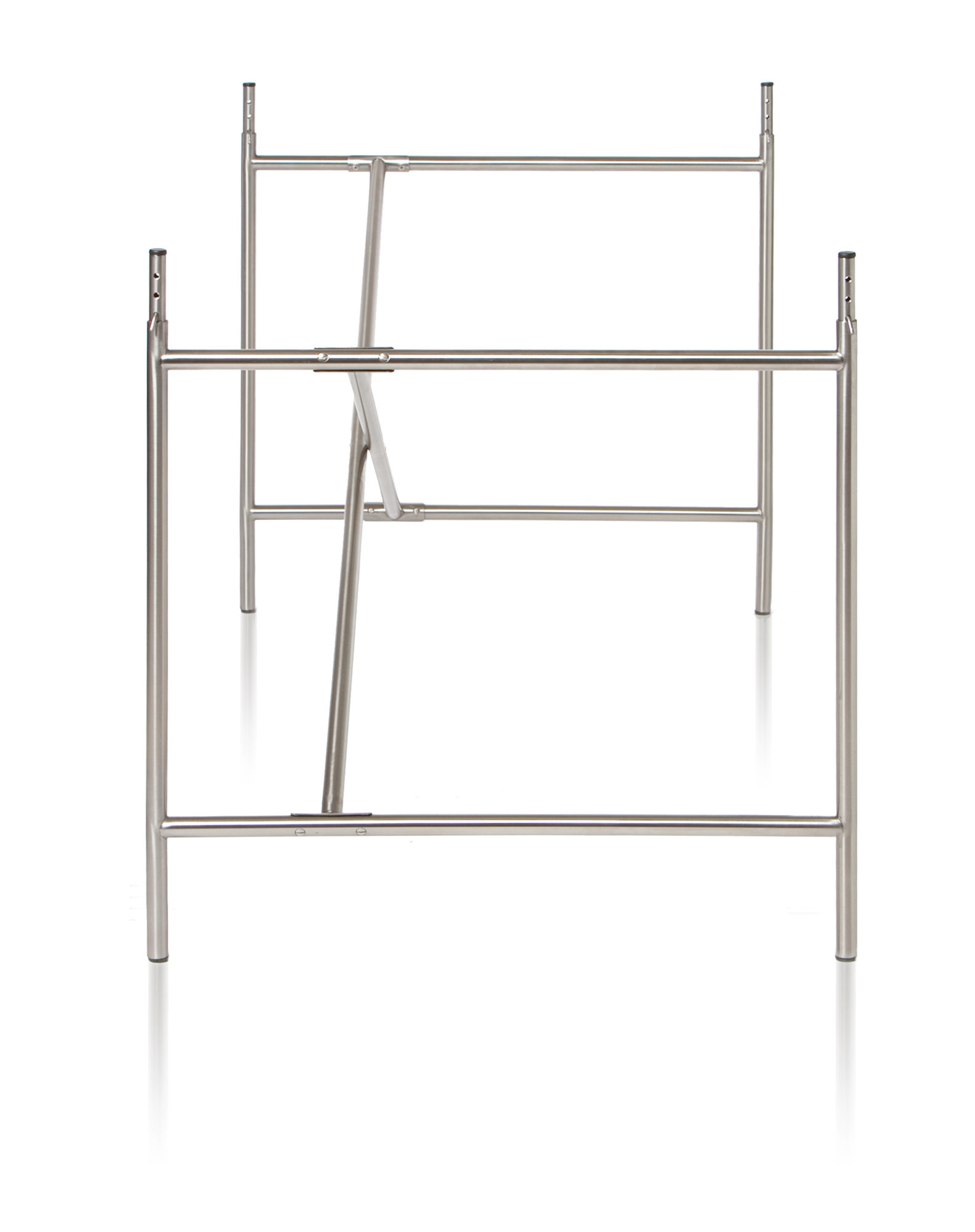 Design classic table E2 - also known as Eiermann-table, work / office table variant with height adjustment, cross braces offset