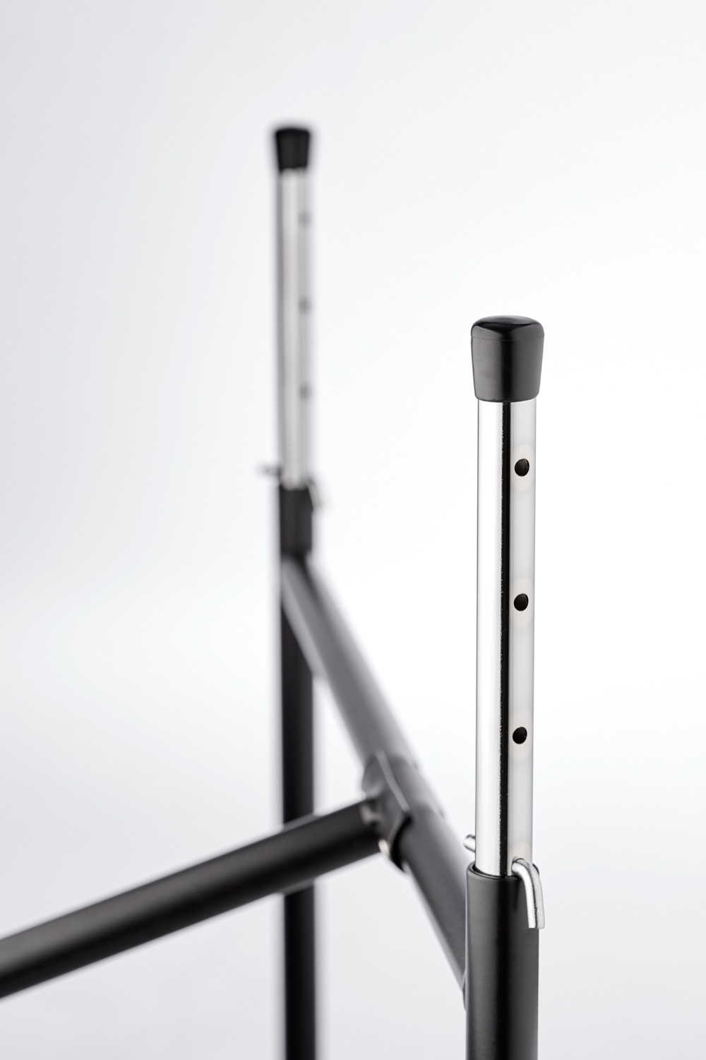Long height adjuster, chrome, external plug, addition to the classic E2 design - based on a design by Egon Eiermann