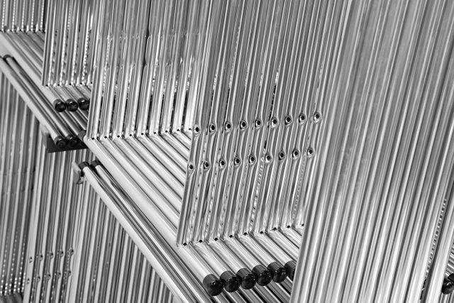 Tischgestelle E2, Regalansicht Produktionsstätte Karlsruhe, Seitenteile Stahlrohr verchromt