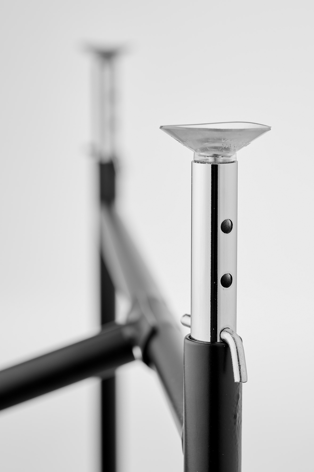 Supplement E2 table frames, transparent suction cup, for securing the table top, available for table frames and height adjusters